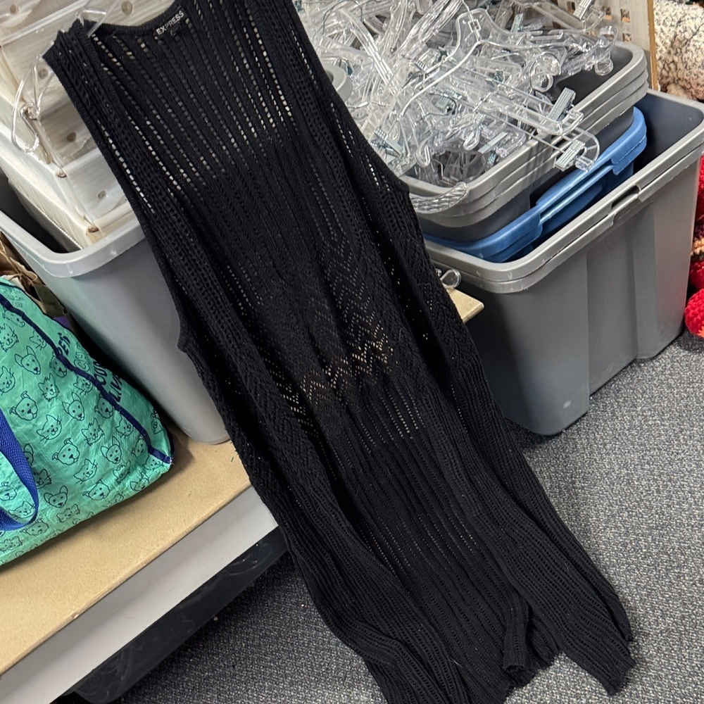Express long sleeveless cardigan M/L // 010818
